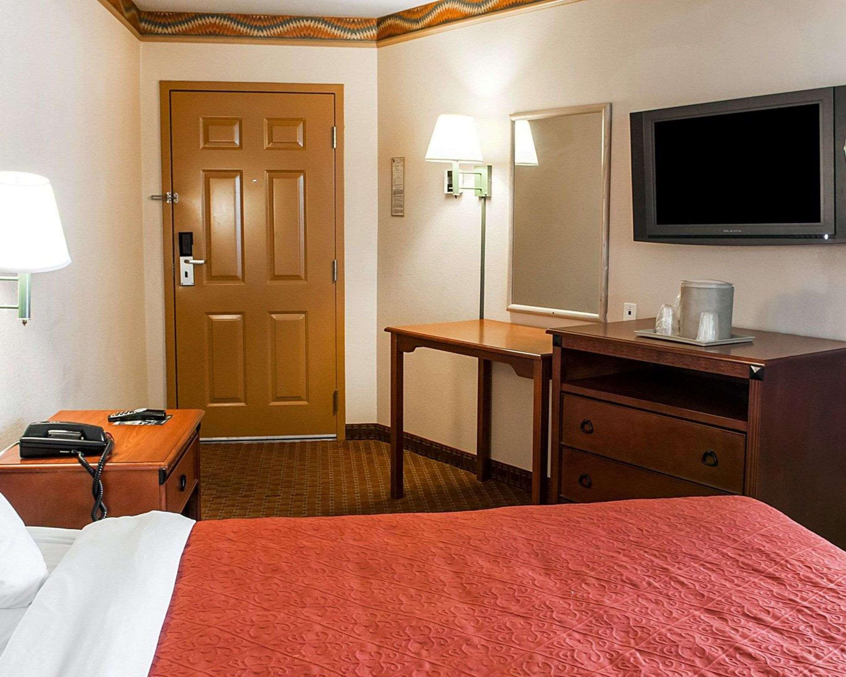 Quality Inn & Suites Las Cruces - University Area Екстер'єр фото