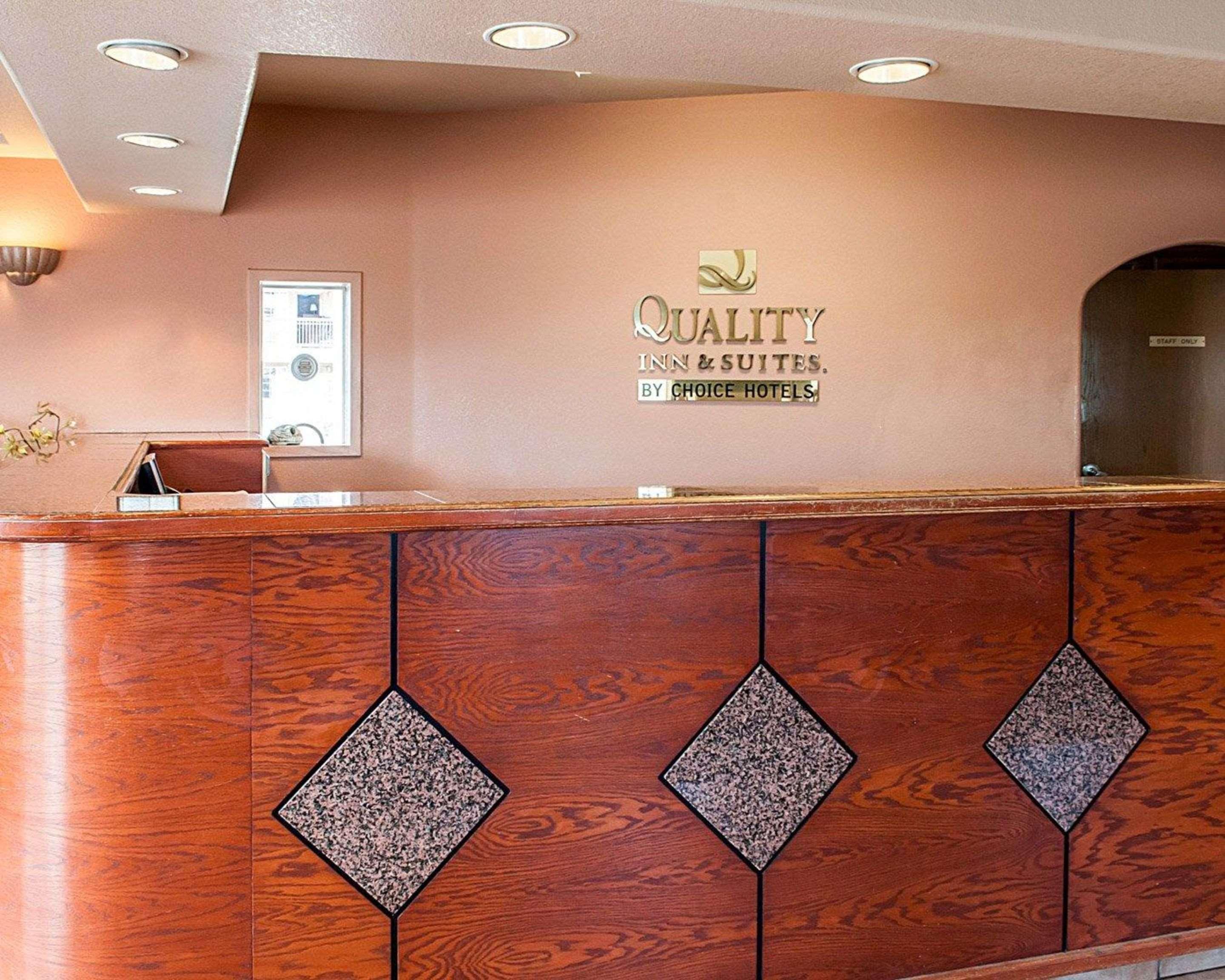 Quality Inn & Suites Las Cruces - University Area Екстер'єр фото
