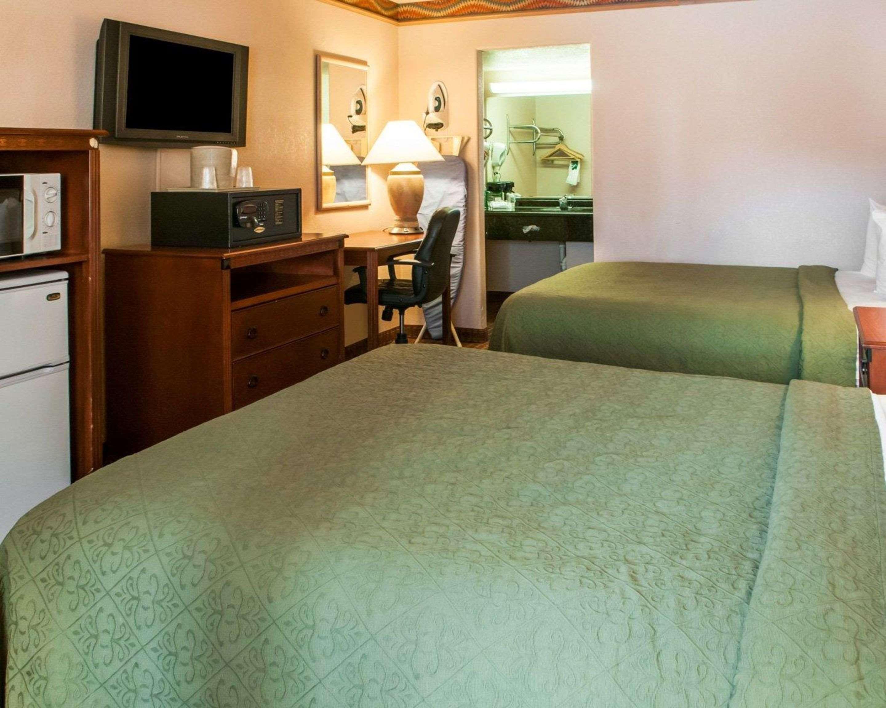 Quality Inn & Suites Las Cruces - University Area Екстер'єр фото