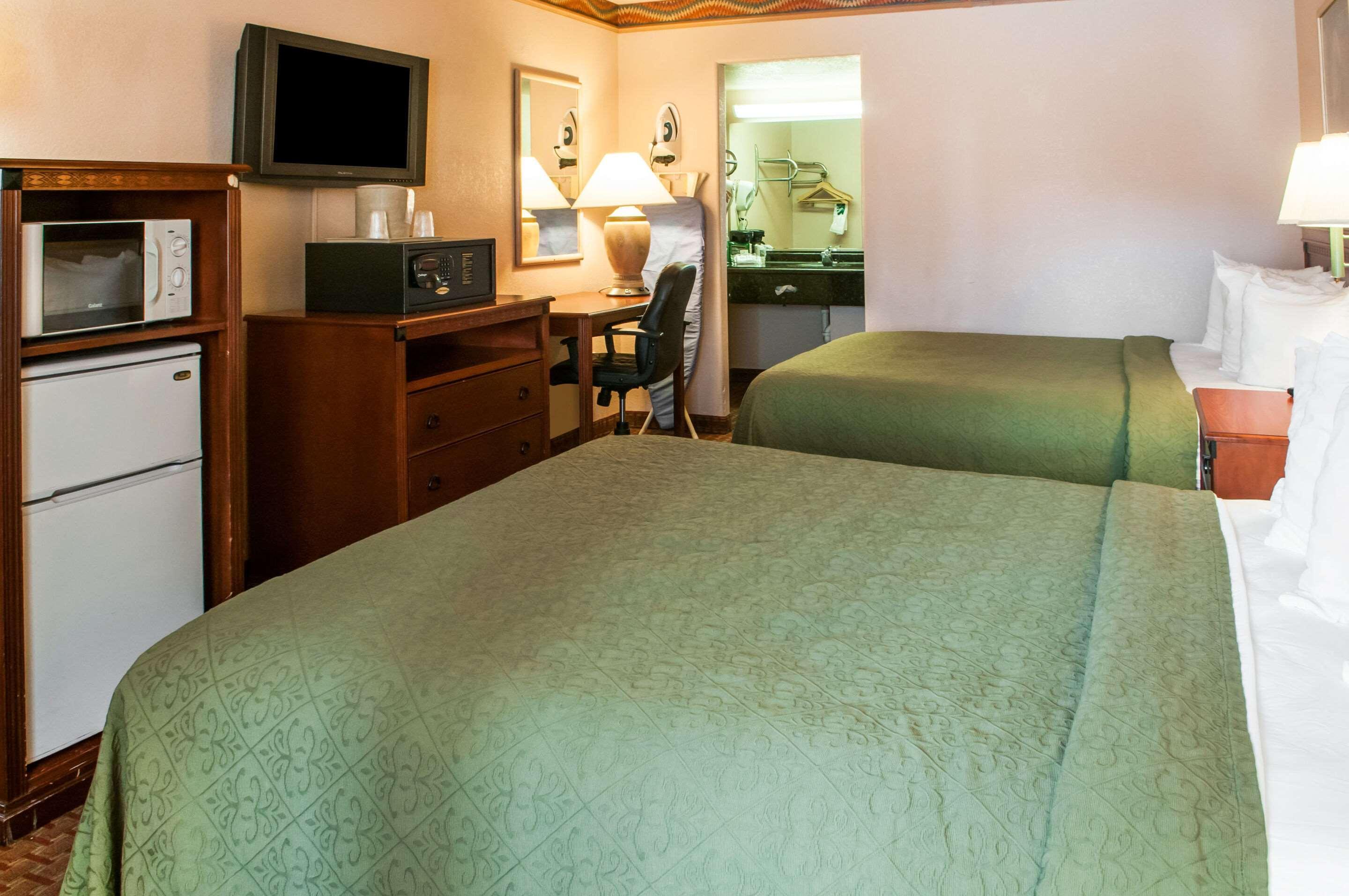 Quality Inn & Suites Las Cruces - University Area Екстер'єр фото