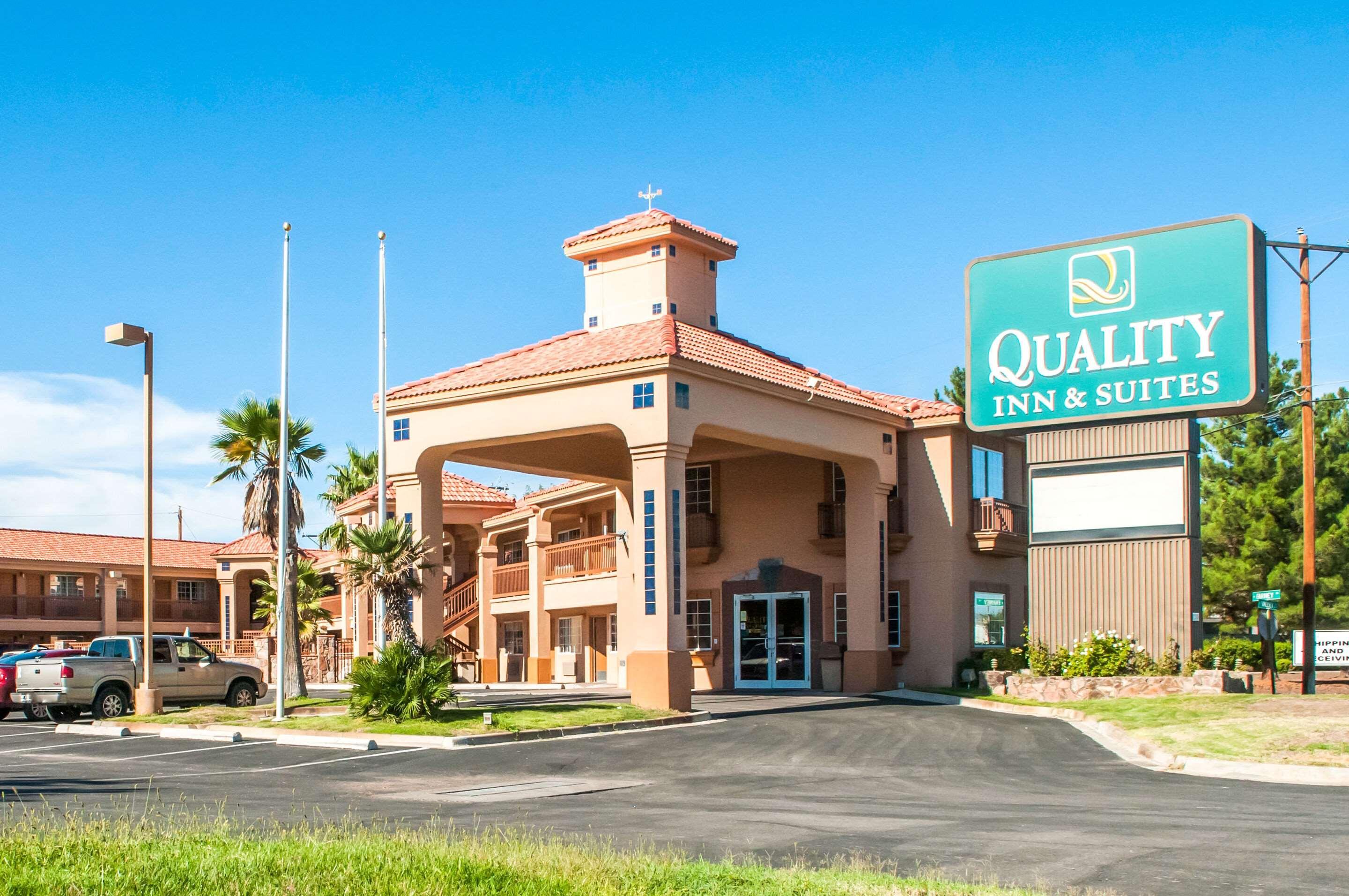 Quality Inn & Suites Las Cruces - University Area Екстер'єр фото